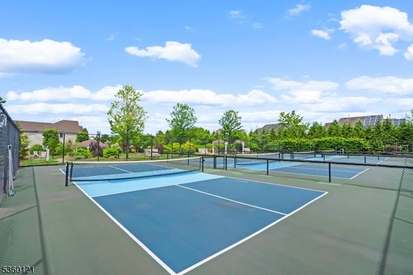 Exterior, Tennis Courts