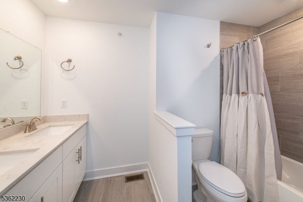 Bathroom, Interior, Recessed Lighting, Wood Texture Flooring