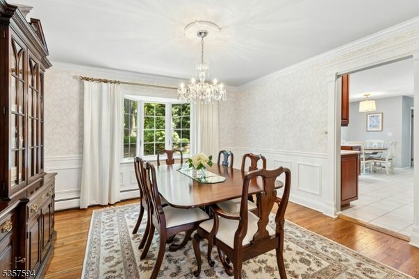 Chandelier, Dining room, Interior, Wood Texture Flooring