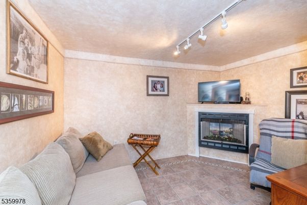 Fireplace, Interior, Living room