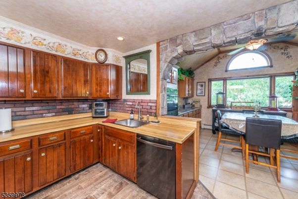 Dining room, Interior, Kitchen, Recessed Lighting, Stone Walls, Wood Texture Flooring