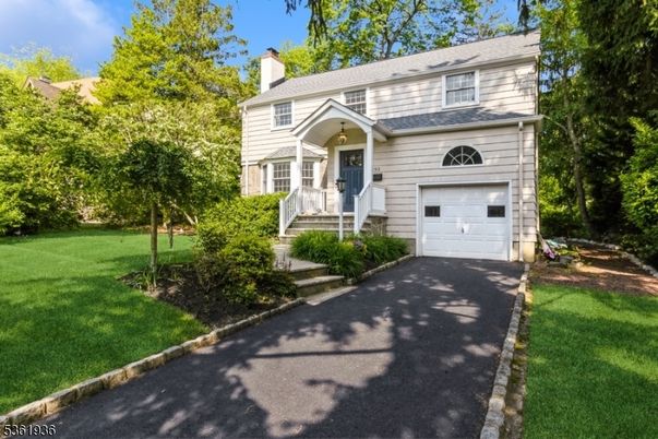 Attached, Backyard, Exterior, Facade, Georgian