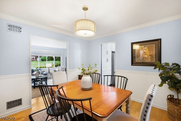 Dining room, Interior, Wood Texture Flooring