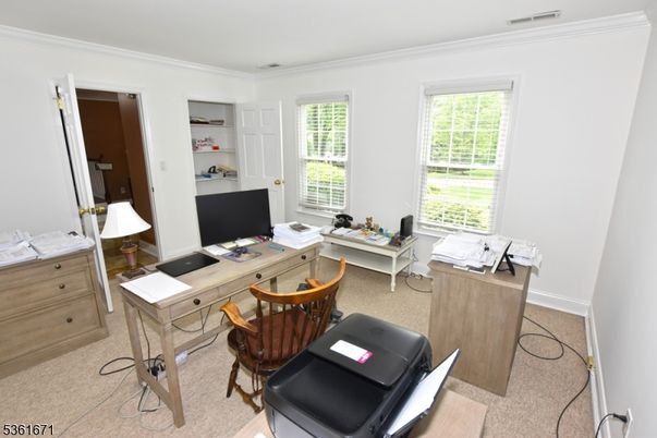 Home Office, Interior