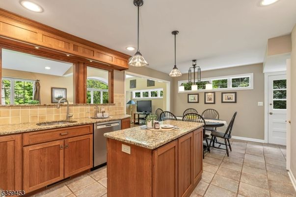 Dining room, Interior, Kitchen, Pendant Lights, Recessed Lighting