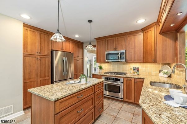 Interior, Kitchen, Pendant Lights, Recessed Lighting, Stainless Steel Appliances