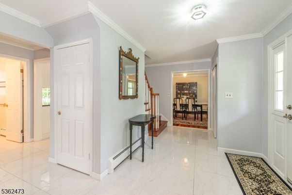 Dining room, Interior, Marble