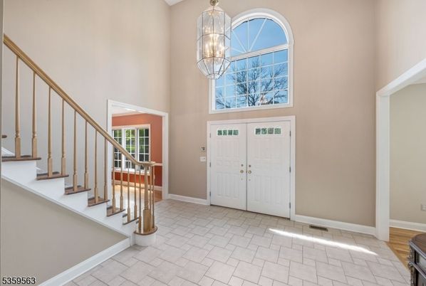 Chandelier, Interior, Pendant Lights