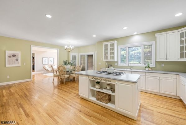 Chandelier, Dining room, Interior, Kitchen, Recessed Lighting, Wood Texture Flooring