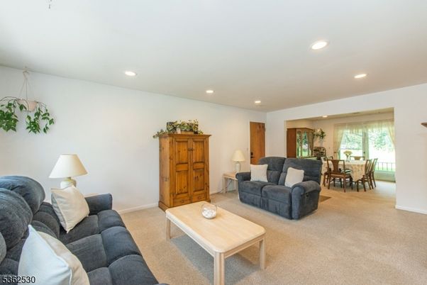 Dining room, Interior, Living room, Recessed Lighting