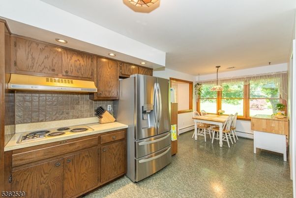 Dining room, Interior, Kitchen, Pendant Lights, Recessed Lighting, Stainless Steel Appliances