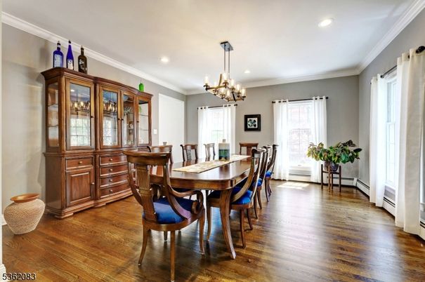 Chandelier, Dining room, Interior, Recessed Lighting, Wood Texture Flooring
