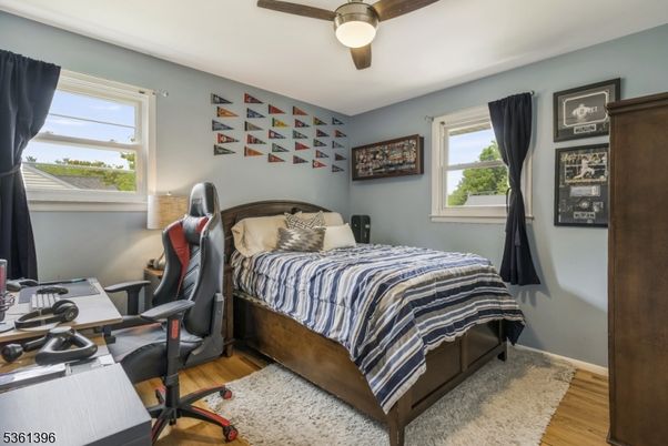 Bedroom, Home Office, Interior, Wood Texture Flooring
