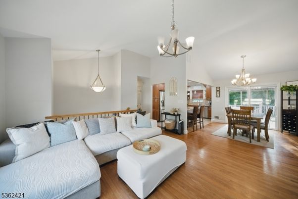 Chandelier, Dining room, Interior, Living room, Pendant Lights, Wood Texture Flooring