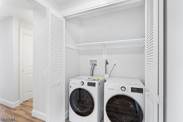 Interior, Utility Closets, Washer, Wood Texture Flooring
