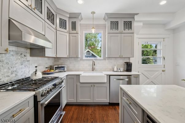 Interior, Kitchen, Pendant Lights, Recessed Lighting, Stainless Steel Appliances, Wood Texture Flooring