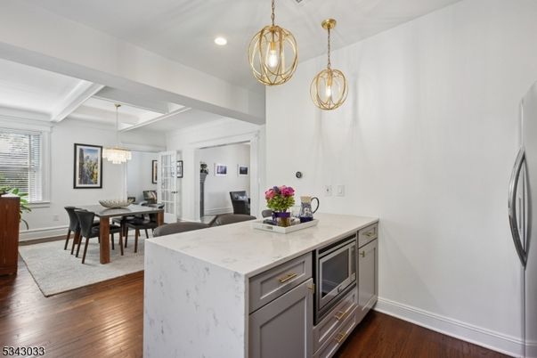 Chandelier, Dining room, Interior, Kitchen, Pendant Lights, Recessed Lighting, Wood Texture Flooring