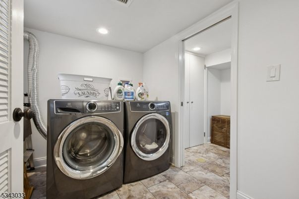 Interior, Recessed Lighting, Washer