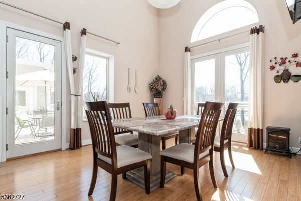 Dining room, Interior, Wood Texture Flooring
