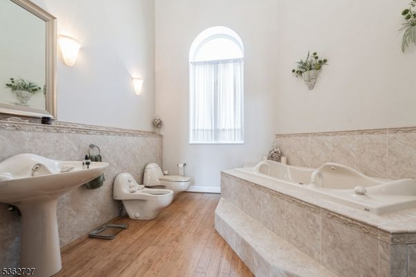 Bathroom, Dual Sink Vanities, Interior, Wood Texture Flooring