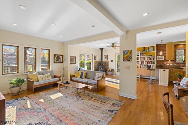 Interior, Living room, Pendant Lights, Recessed Lighting, Wood Texture Flooring