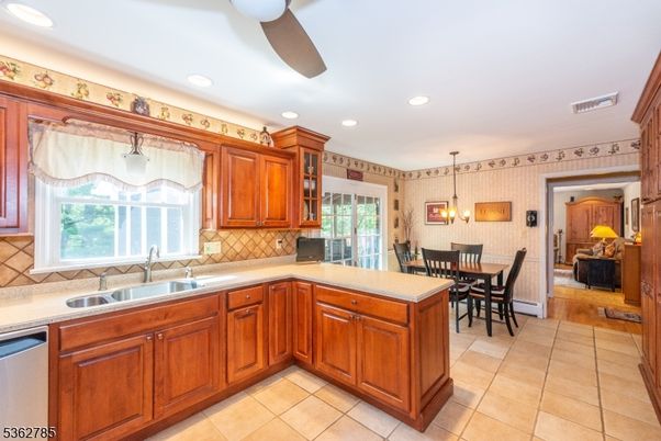 Dining room, Interior, Kitchen, Pendant Lights, Recessed Lighting