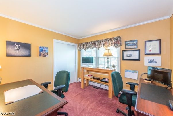 Home Office, Interior