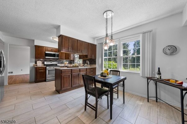 Dining room, Interior, Kitchen, Pendant Lights