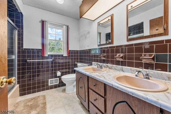 Bathroom, Dual Sink Vanities, Interior, Tile Countertops