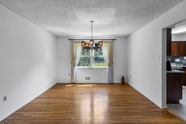 Chandelier, Empty room, Interior, Wood Texture Flooring