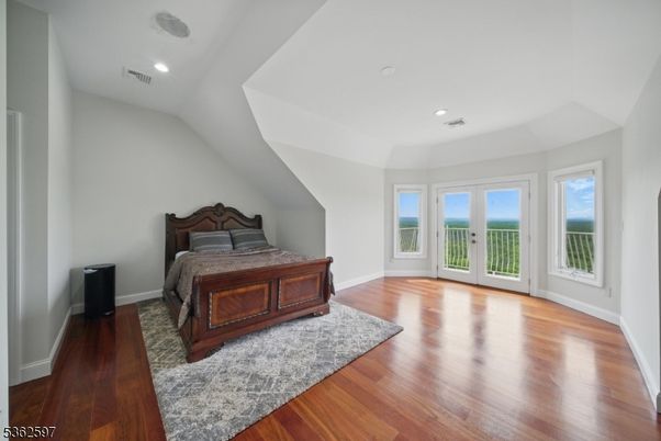 Bedroom, Interior, Recessed Lighting, Water, Wood Texture Flooring