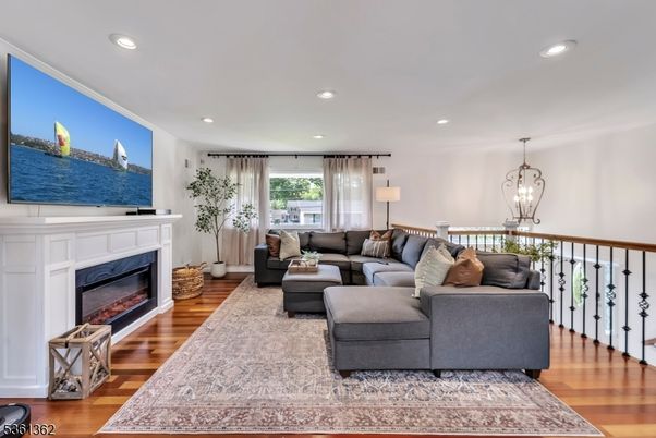 Fireplace, Interior, Living room, Pendant Lights, Recessed Lighting, Wood Texture Flooring
