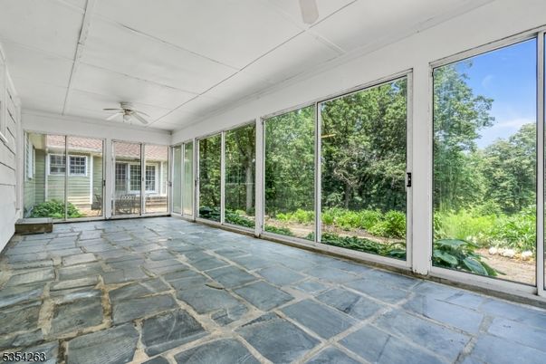 Empty room, Interior, Sun Room