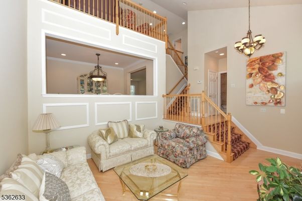 Chandelier, Interior, Living room, Pendant Lights, Recessed Lighting, Wood Texture Flooring