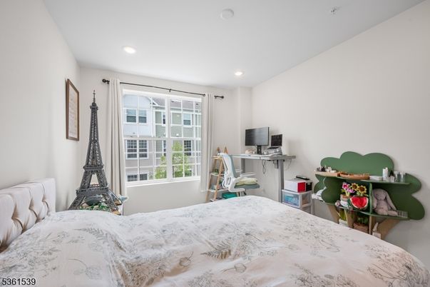 Bedroom, Home Office, Interior, Recessed Lighting