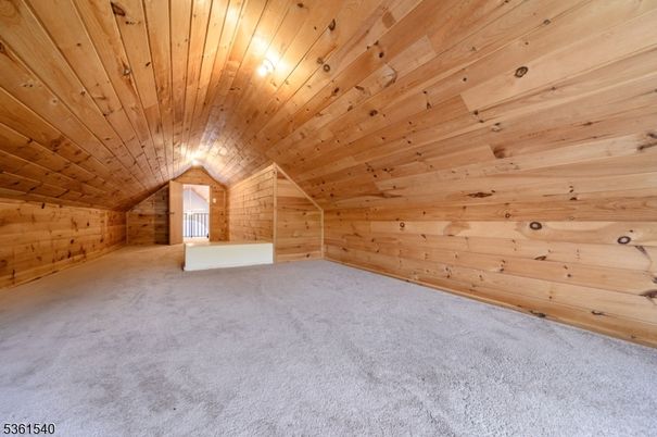 Empty room, Interior, Wooden Ceilings, Wooden Walls