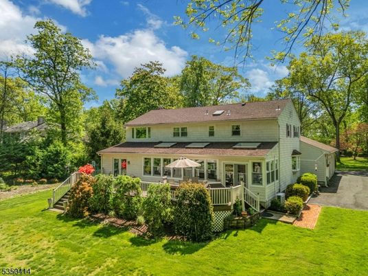 Backyard, Exterior, Facade, American Foursquare