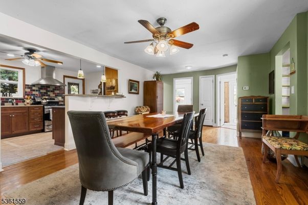 Dining room, Interior, Kitchen, Pendant Lights, Wood Texture Flooring