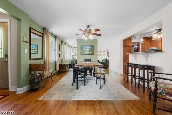Dining room, Interior, Kitchen, Recessed Lighting, Wood Texture Flooring