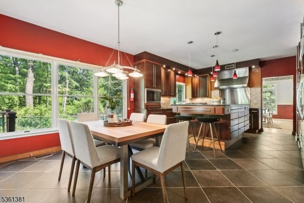 Dining room, Interior, Kitchen, Pendant Lights, Stainless Steel Appliances