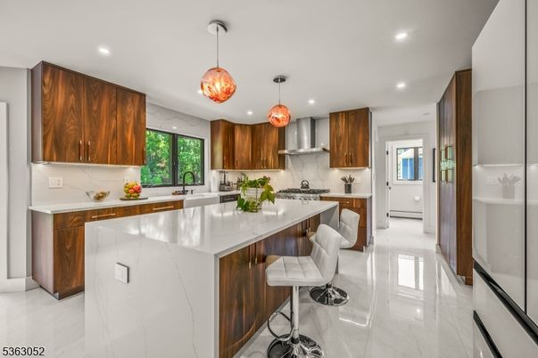 Interior, Kitchen, Marble, Marble Walls, Pendant Lights, Recessed Lighting