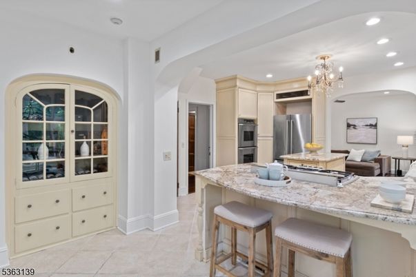 Chandelier, Interior, Kitchen, Recessed Lighting, Stainless Steel Appliances