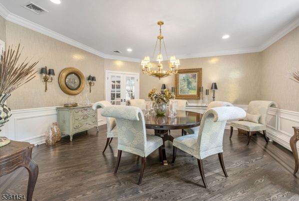 Chandelier, Dining room, Interior, Recessed Lighting, Wood Texture Flooring