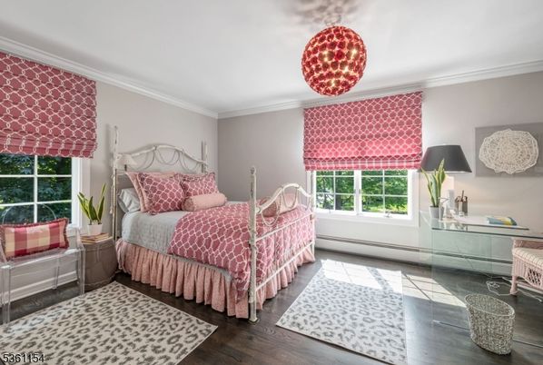 Bedroom, Interior, Pendant Lights, Wood Texture Flooring