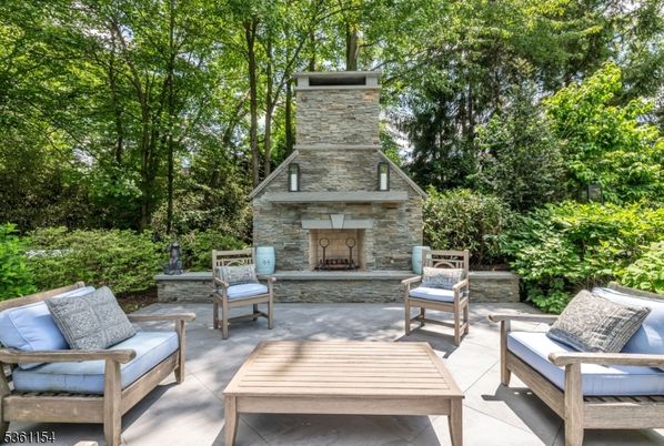 Exterior, Fireplace