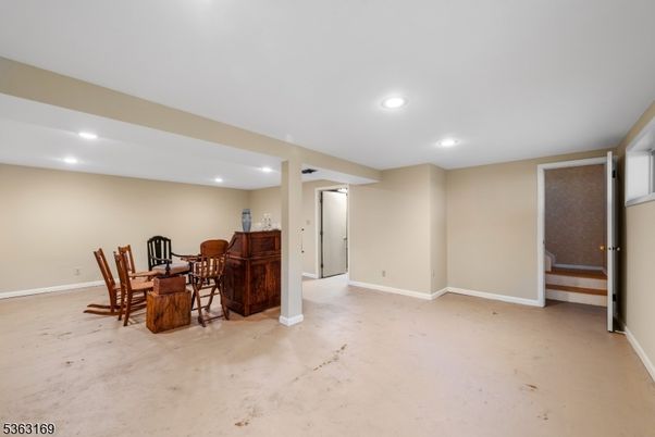 Interior, Recessed Lighting