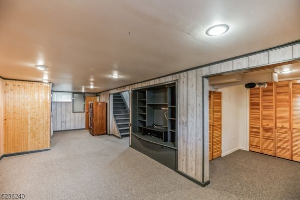 Empty room, Interior, Recessed Lighting, Wooden Walls