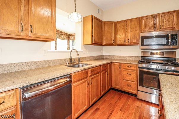 Interior, Kitchen, Pendant Lights, Wood Texture Flooring