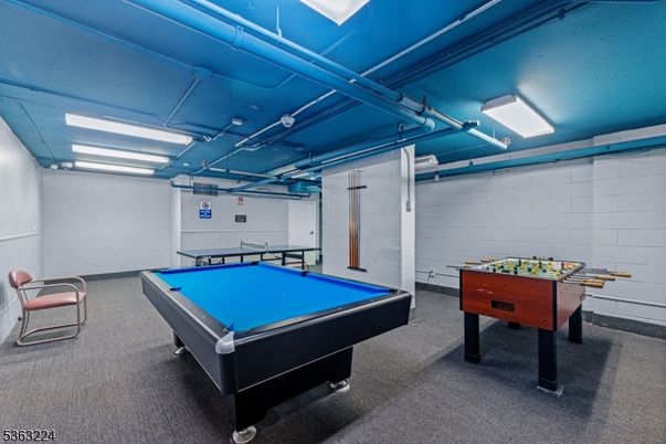 Billiard Table, Game Room, Interior