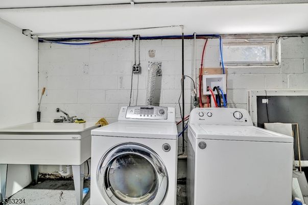 Interior, Washer